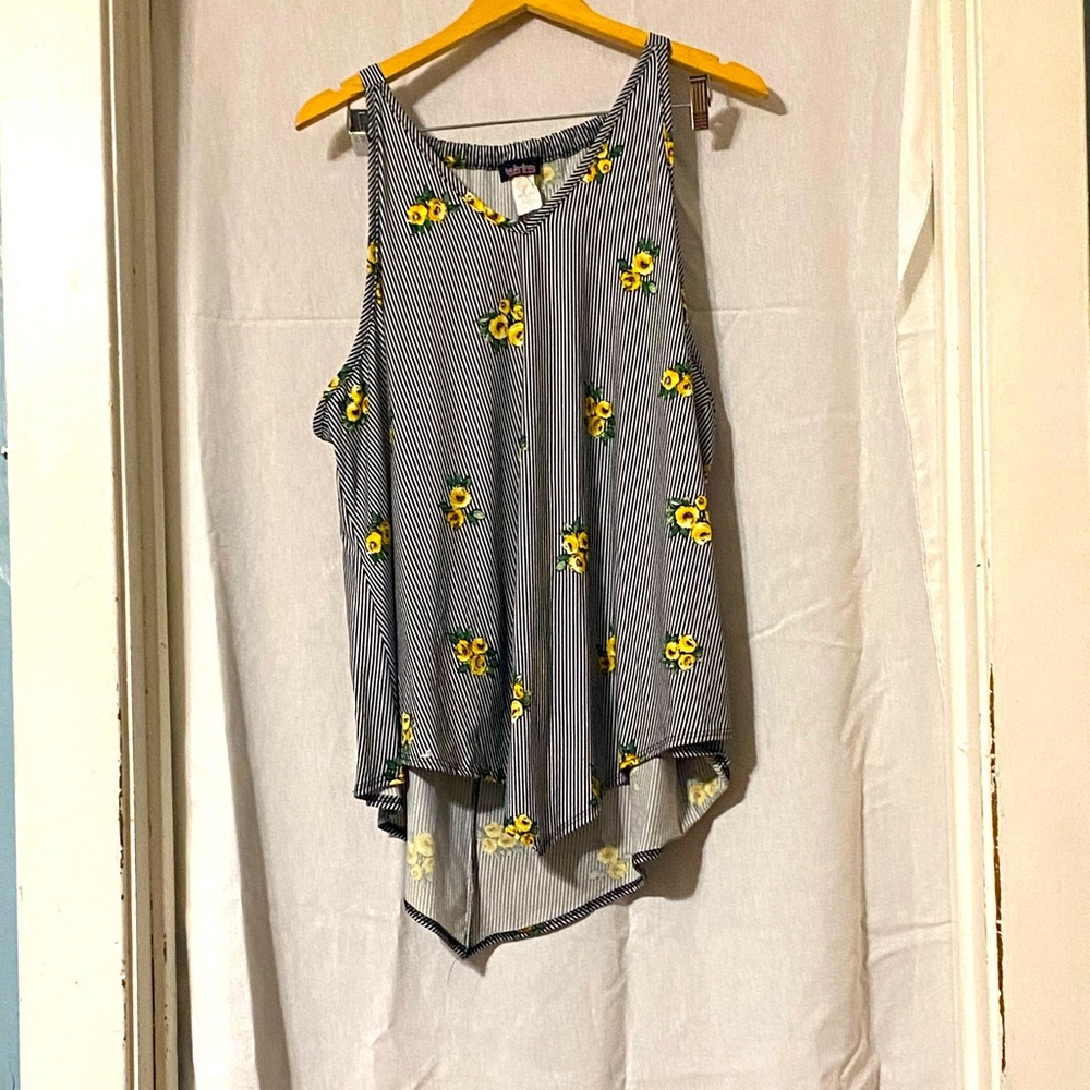 Top fashion of New York striped floral top